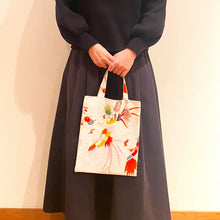 画像をギャラリービューアに読み込む, kimonoトートバッグ 『鳳凰×花』