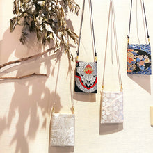 画像をギャラリービューアに読み込む, obi サコッシュ『黒×華紋』