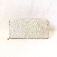 画像をギャラリービューアに読み込む, obi長財布『シルバー×孔雀羽』