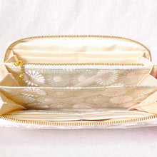 画像をギャラリービューアに読み込む, obi長財布『花尽くし×松皮菱』