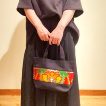 画像をギャラリービューアに読み込む, obiトートバッグ 『赤×花唐草』