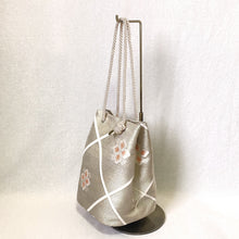 画像をギャラリービューアに読み込む, obi巾着バッグ『シルバー×花菱』