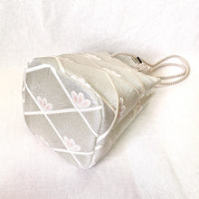 画像をギャラリービューアに読み込む, obi巾着バッグ『シルバー×若松』