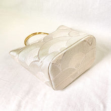 画像をギャラリービューアに読み込む, ringバッグ『シルバー×青海波』