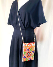 画像をギャラリービューアに読み込む, obi サコッシュ『花尽くし×松皮菱』