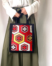 画像をギャラリービューアに読み込む, obi 額縁バッグ『亀甲×あお鶴』