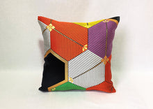 画像をギャラリービューアに読み込む, obiクッション『亀甲』