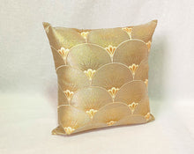 画像をギャラリービューアに読み込む, obiクッション『ゴールド×青海波』