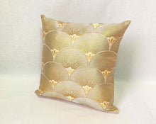画像をギャラリービューアに読み込む, obiクッション『ゴールド×青海波』