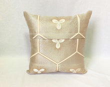 画像をギャラリービューアに読み込む, obiクッション『シルバー×亀甲』