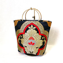 Load image into gallery viewer, ring bag “black x flower pattern”
