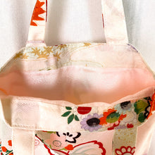 画像をギャラリービューアに読み込む, kimonoトートバッグ 『鳳凰×花』
