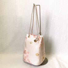 Load image into gallery viewer, obi Drawstring Bag &quot;Pink x Chrysanthemum&quot;
