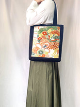 Load image into gallery viewer, obi picture frame bag “tortoise shell x green crane”
